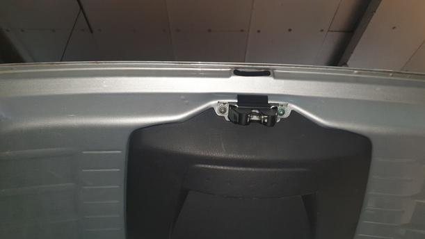 Foto: HECKKLAPPE/ HECKDECKEL eines VW Fox 1.2 GL