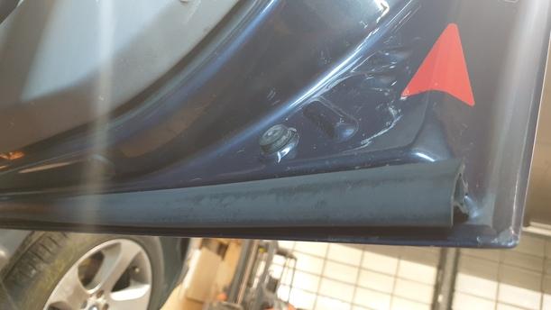 Foto: TÜR VORN RECHTS eines BMW X5 3.0 d GL