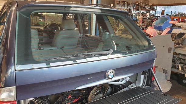 Foto: HECKKLAPPE/ HECKDECKEL OBEN eines BMW X5 3.0 d GL
