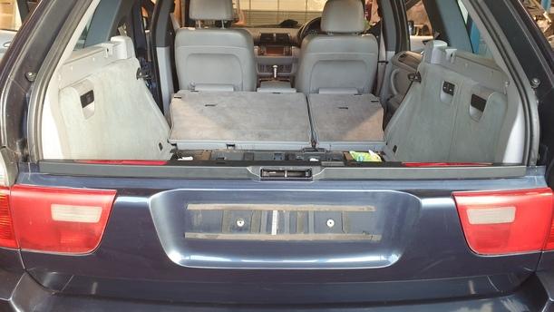 Foto: HECKKLAPPE/ HECKDECKEL UNTEN eines BMW X5 3.0 d GL