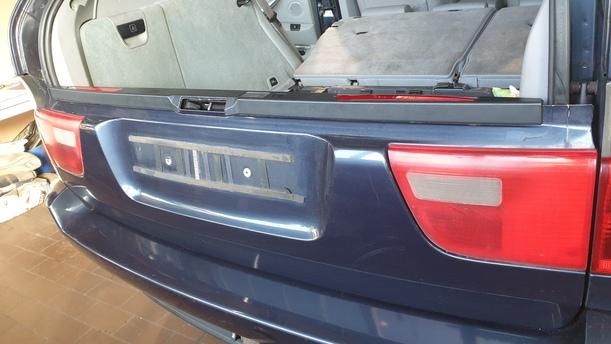 Foto: HECKKLAPPE/ HECKDECKEL UNTEN eines BMW X5 3.0 d GL