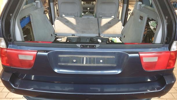Foto: HECKKLAPPE/ HECKDECKEL UNTEN eines BMW X5 3.0 d GL