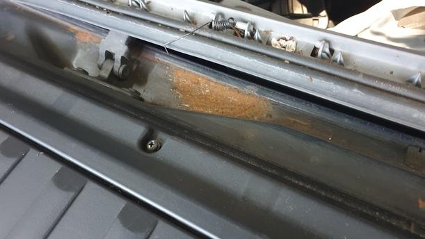 Foto: HECKKLAPPE/ HECKDECKEL UNTEN eines BMW X5 3.0 d GL