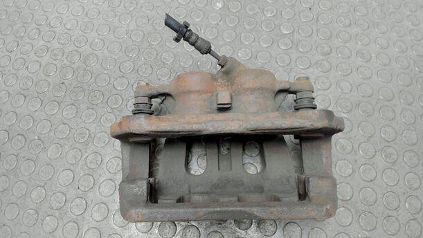 Foto: BREMSSATTEL VORNE LINKS eines Lancia Phedra 2.2 Multijet 16v DPF GL