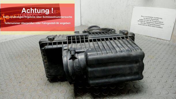 Foto: LUFTFILTERKASTEN eines Lancia Phedra 2.2 Multijet 16v DPF GL
