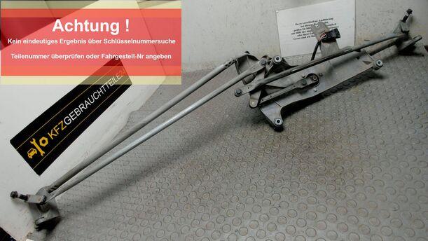 Foto: SCHEIBENWISCHERMOTOR VORNE eines Lancia Phedra 2.2 Multijet 16v DPF GL