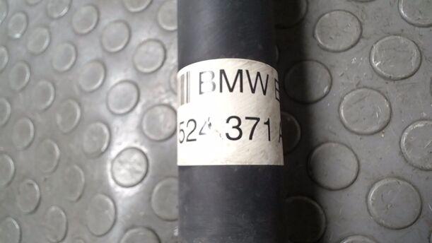 Foto: KARDANWELLE VORN eines BMW X5 3.0 d GL