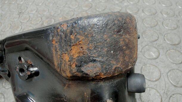 Foto: FÜHRUNGSROLLE / SCHARNIER SCHIEBETÜR LINKS eines Lancia Phedra 2.2 Multijet 16v DPF