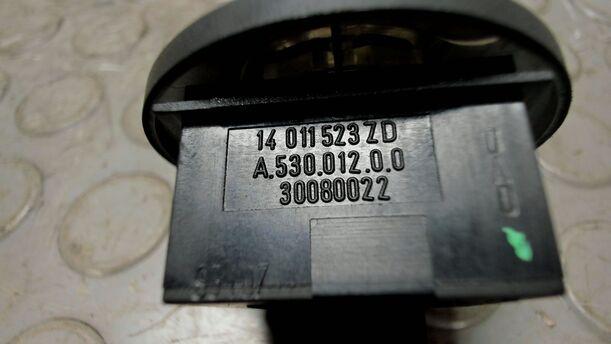 Foto: HEIZUNGSREGLER eines Lancia Phedra 2.2 Multijet 16v DPF