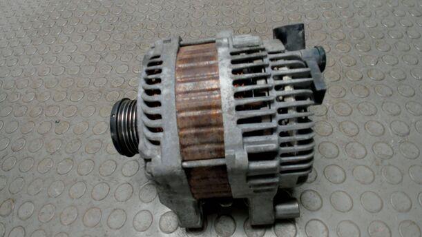 Foto: LICHTMASCHINE / GENERATOR eines Lancia Phedra 2.2 Multijet 16v DPF
