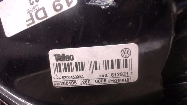 Foto: HECKLEUCHTE / RÜCKLICHT  LINKS eines VW Fox 1.2