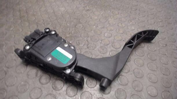 Foto: GASPEDAL eines VW Fox 1.2