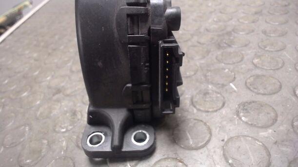 Foto: GASPEDAL eines VW Fox 1.2