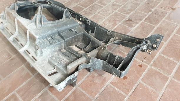 Foto: SCHLOSSTRÄGER eines VW Golf 1.6