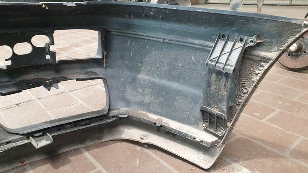 Foto: STOSSFÄNGER / STOßSTANGE VORNE ( UNLACKIERT ) eines VW Golf 1.6