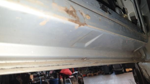 Foto: TÜR VORNE LINKS eines VW Golf 1.6