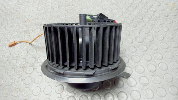 Foto: HEIZUNGSGEBLÄSE eines VW Golf 1.6