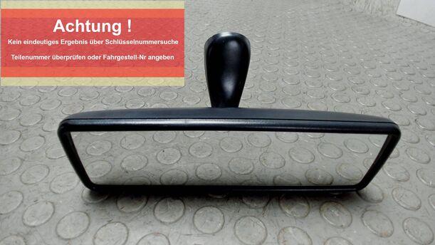 Foto: INNENSPIEGEL eines VW Golf 1.6