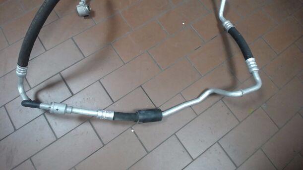 Foto: SCHLAUCH KONDENSATOR / VERDAMPFER eines VW Fox 1.2 CLX