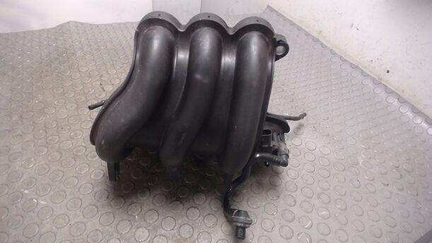 Foto: ANSAUGKRÜMMER / ANSAUGBRÜCKE eines VW Fox 1.2 CLX