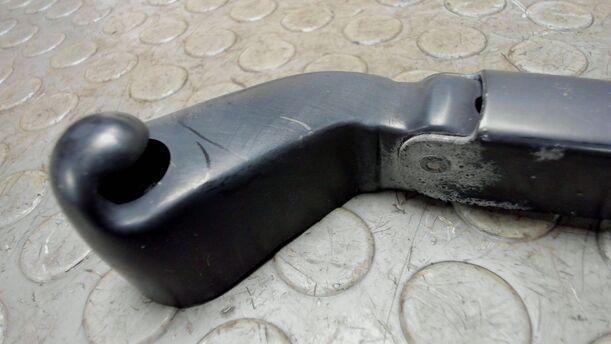 Foto: SCHEIBENWISCHERARM HINTEN eines VW Golf 1.6 CLX