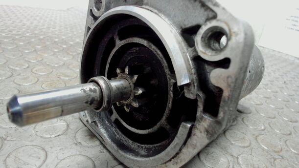 Foto: ANLASSER / STARTER eines VW Golf 1.6 CLX