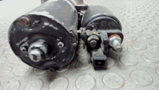 Foto: ANLASSER / STARTER eines VW Golf 1.6 CLX
