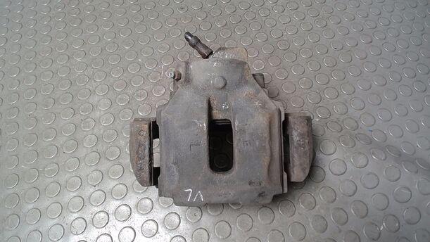 Foto: BREMSSATTEL VORN LINKS eines BMW X5 3.0 d CLX