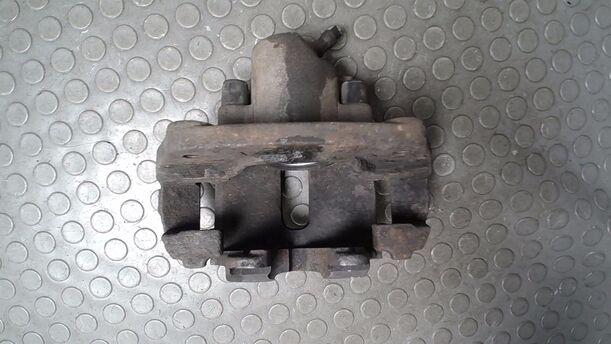 Foto: BREMSSATTEL VORN LINKS eines BMW X5 3.0 d CLX