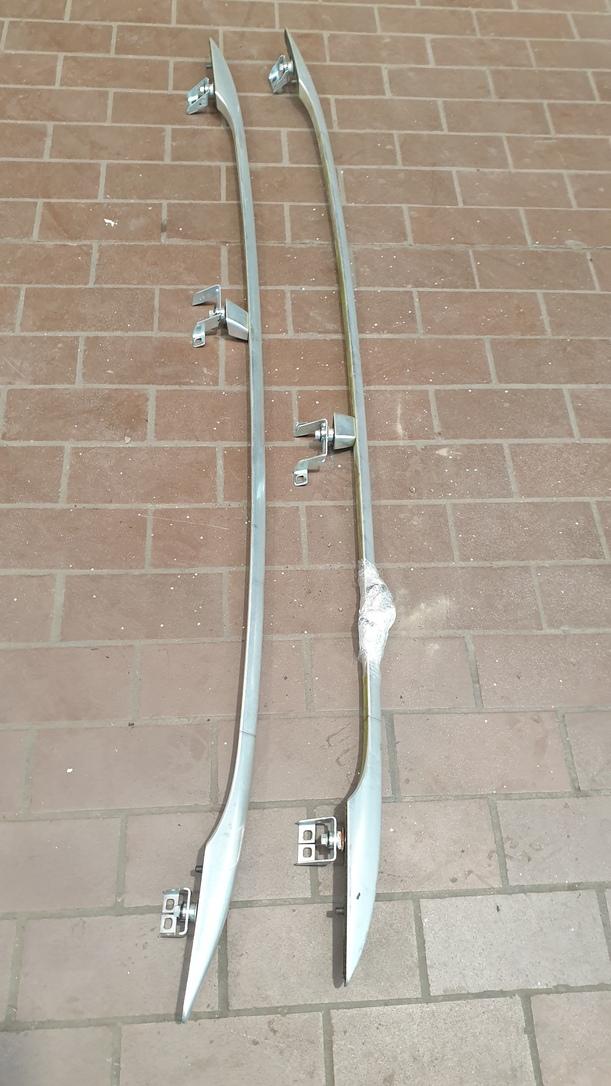 Foto: DACHREILINGPAAR eines VW Passat Variant 2.0 TDI DPF CLX