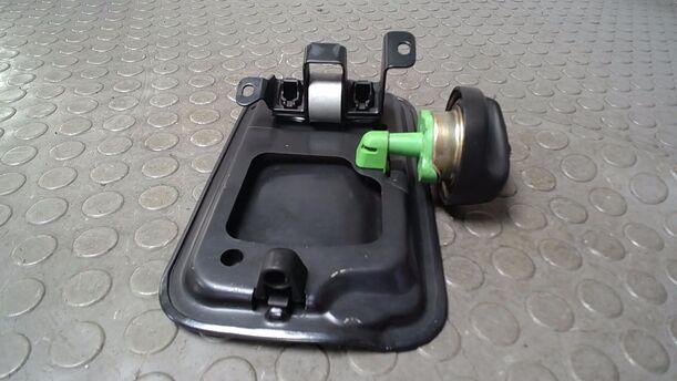 Foto: TANKKLAPPE/ TANKDECKEL eines BMW X5 3.0 d CLX