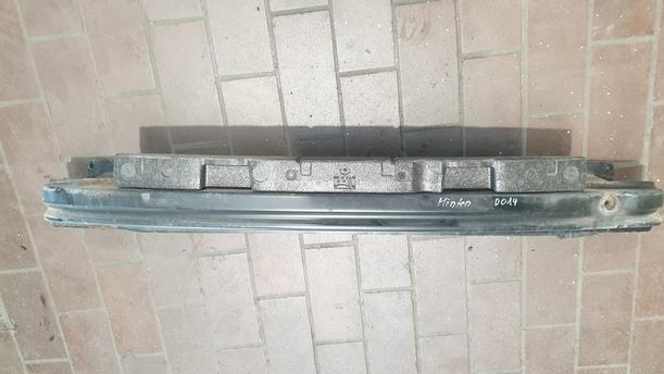 Foto: VERSTÄRKUNG HINTEN eines VW Passat Variant 2.0 TDI DPF CLX