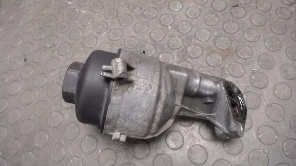 Foto: ÖLFILTERGEHÄUSE eines VW Fox 1.2 CLX