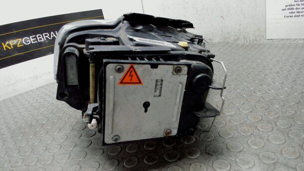 Foto: XENONSCHEINWERFER LINKS eines VW Passat Variant 2.0 TDI DPF CLX
