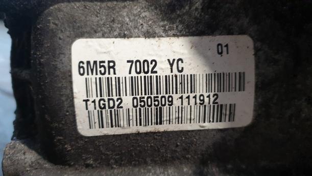 Foto: SCHALTGETRIEBE 5-GANG eines Ford Focus Turnier 1.6 TDCi DPF CLX