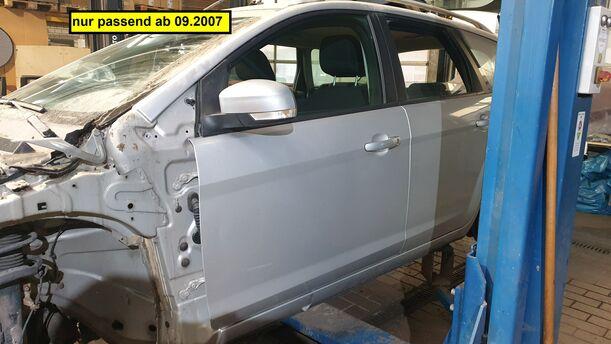 Foto: TÜR VORNE LINKS ( 4/5 TÜRER ) eines Ford Focus Turnier 1.6 TDCi DPF CLX