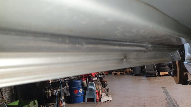 Foto: TÜR VORNE LINKS ( 4/5 TÜRER ) eines Ford Focus Turnier 1.6 TDCi DPF CLX