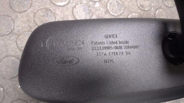 Foto: INNENSPIEGEL eines Ford Focus Turnier 1.6 TDCi DPF Sport