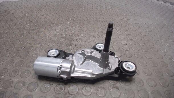 Foto: SCHEIBENWISCHERMOTOR HINTEN ( TURNIER ) eines Ford Focus Turnier 1.6 TDCi DPF Sport