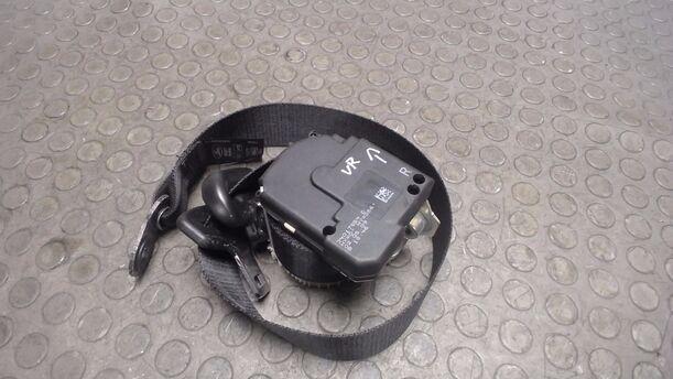 Foto: SICHERHEITSGURT VORNE RECHTS ( 4/5 TÜRER ) eines Ford Focus Turnier 1.6 TDCi DPF Sport
