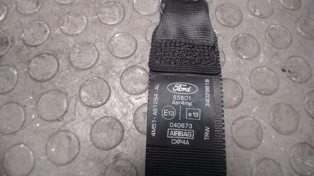Foto: SICHERHEITSGURT VORNE RECHTS ( 4/5 TÜRER ) eines Ford Focus Turnier 1.6 TDCi DPF Sport