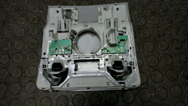 Foto: INNENBELEUCHTUNG eines VW Passat Variant 2.0 TDI DPF Sport