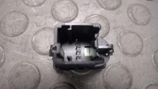 Foto: FENSTERHEBERSCHALTER eines Ford Focus Turnier 1.6 TDCi DPF Sport