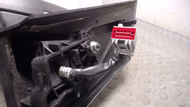 Foto: AUSSENSPIEGEL LINKS ELEKTRISCH ANKLAPPBAR eines Ford Focus Turnier 1.6 TDCi DPF Sport
