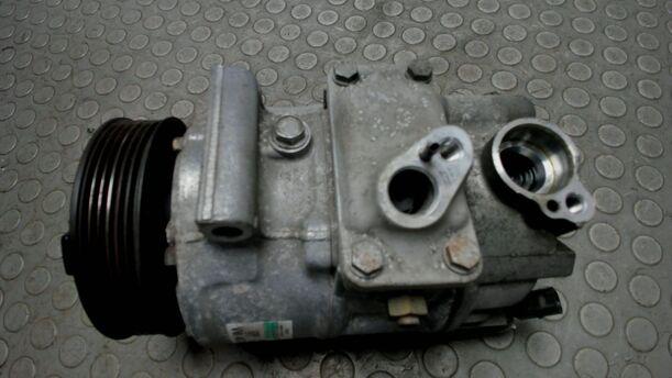 Foto: KLIMAKOMPRESSOR eines VW Passat Variant 2.0 TDI DPF Sport