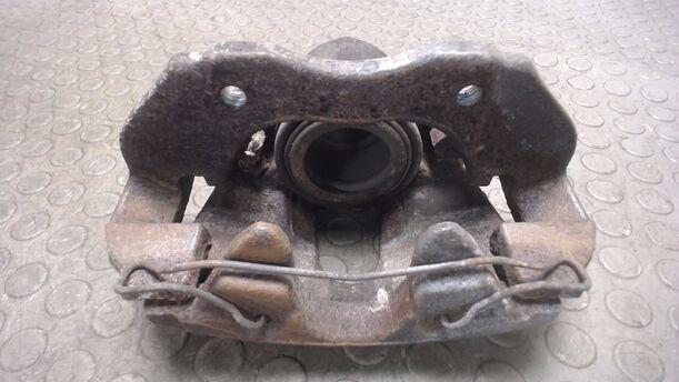 Foto: BREMSSATTEL VORNE RECHTS ( ATE ) eines Ford Focus Turnier 1.6 TDCi DPF Sport