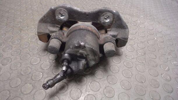 Foto: BREMSSATTEL VORNE RECHTS ( ATE ) eines Ford Focus Turnier 1.6 TDCi DPF Sport
