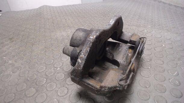 Foto: BREMSSATTEL VORNE RECHTS ( ATE ) eines Ford Focus Turnier 1.6 TDCi DPF Sport