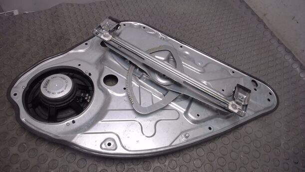 Foto: FENSTERHEBER HINTEN LINKS ( 4/5 TÜRER ) eines Ford Focus Turnier 1.6 TDCi DPF Sport