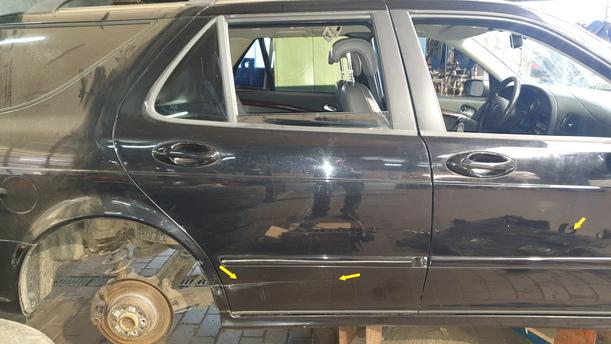 Foto: TÜR HINTEN RECHTS ( KOMBI ) eines Saab 9-5 Kombi 1.9 TiD Sport